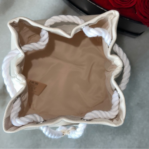 New Dior Bucket Pouch Set - Picture 2 of 9